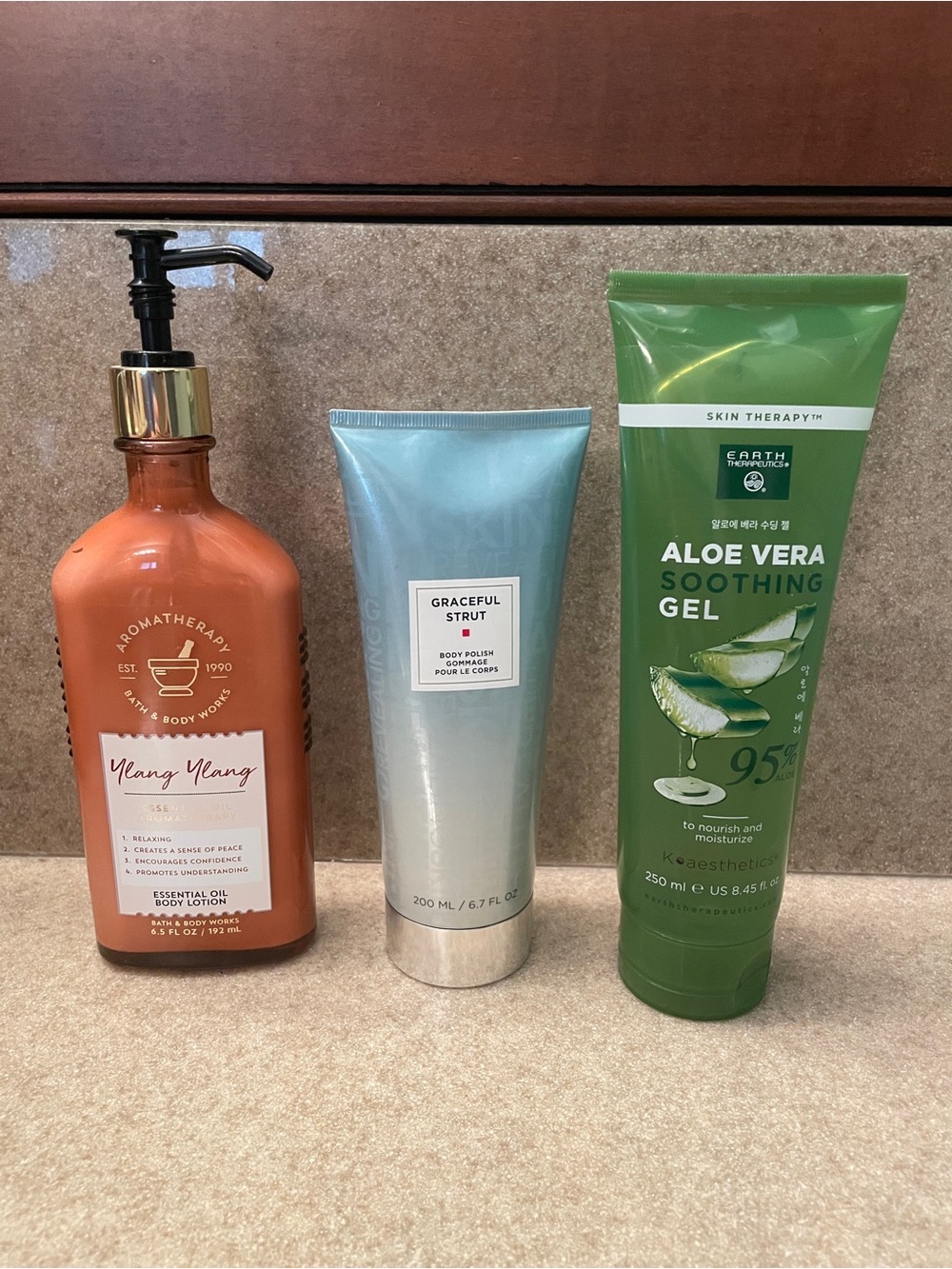 Body Lotion - Body polish - Aloe Vera